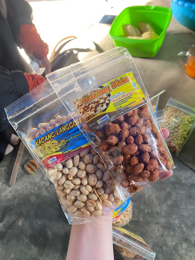 Kacang Langgose & Kacang Disko UMKM Anuta karya Desa Lampoko